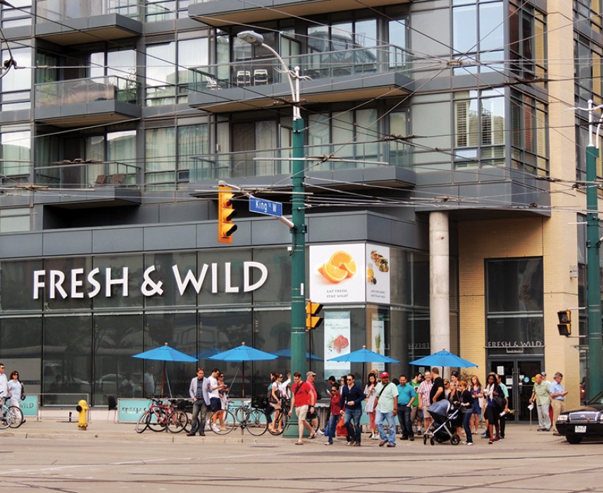 Corner of Spadina Ave and King Street West - West elevation